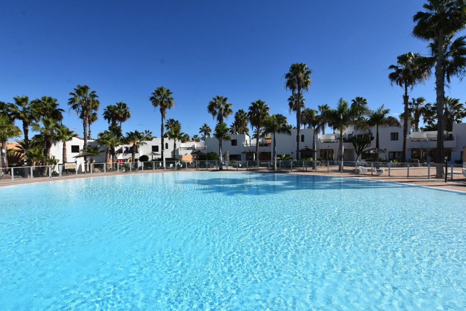קורלחו Book Jet - Oasis Dunas Apartment Relax & Maxi Pool מראה חיצוני תמונה