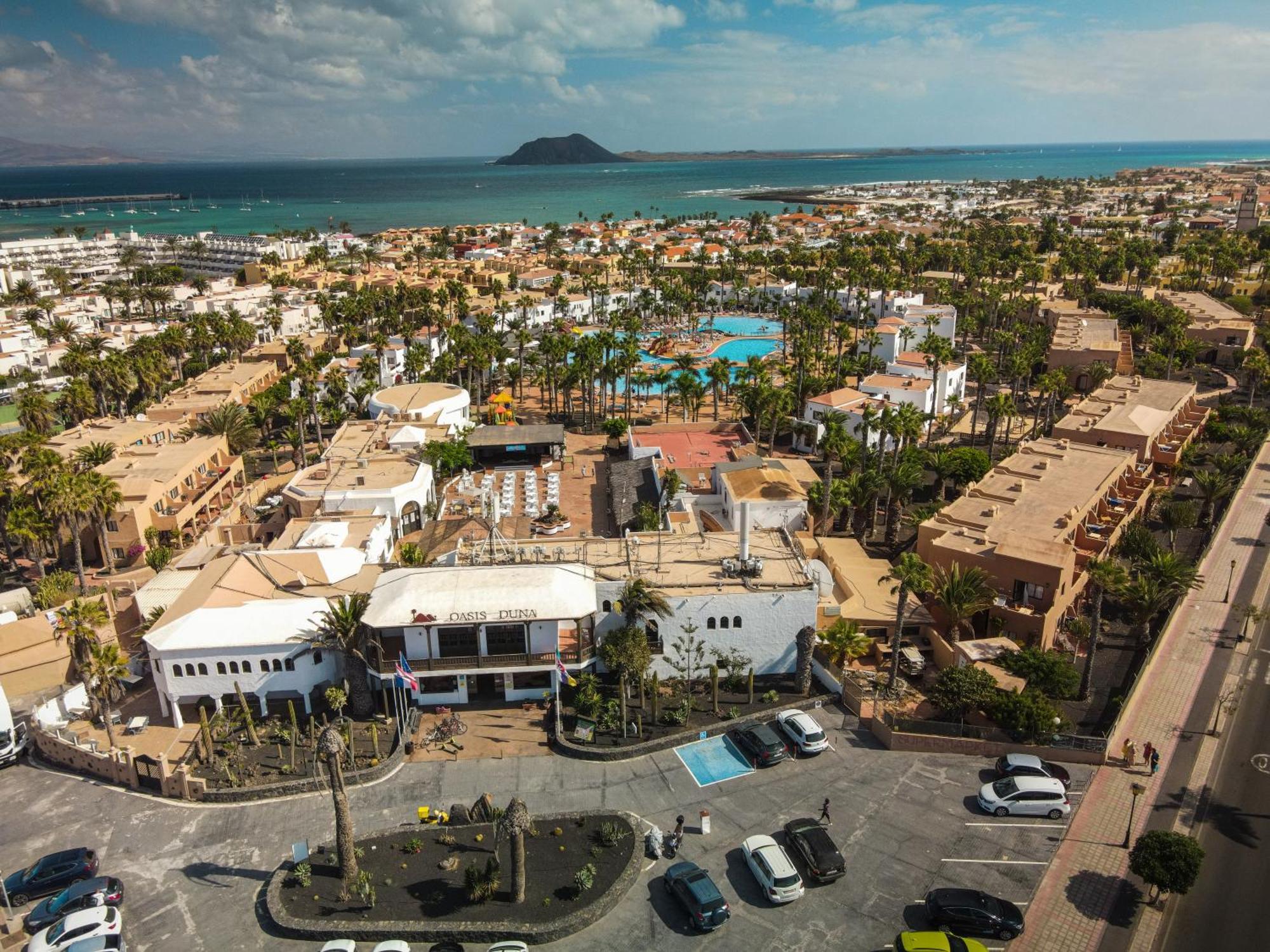 קורלחו Book Jet - Oasis Dunas Apartment Relax & Maxi Pool מראה חיצוני תמונה
